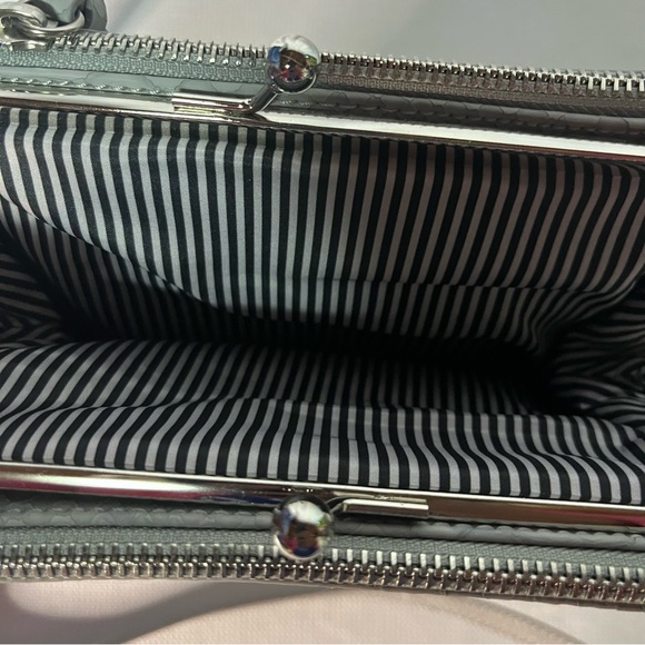 Nine West Reptile Crossbody Bag in Light Gray - NWT - Picture 6 of 13